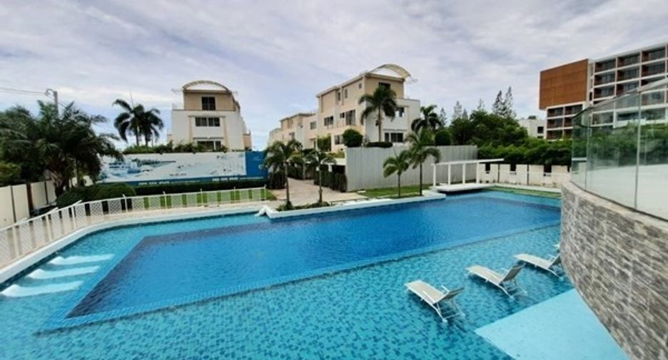For sale 2 bedrooms condo in Jomtien, Pattaya