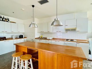 For rent 4 bed condo in Hua Hin, Prachuap Khiri Khan