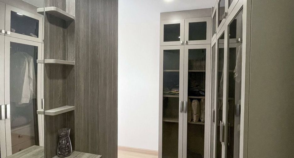 For sale スタジオ condo in Chom Thong, Bangkok