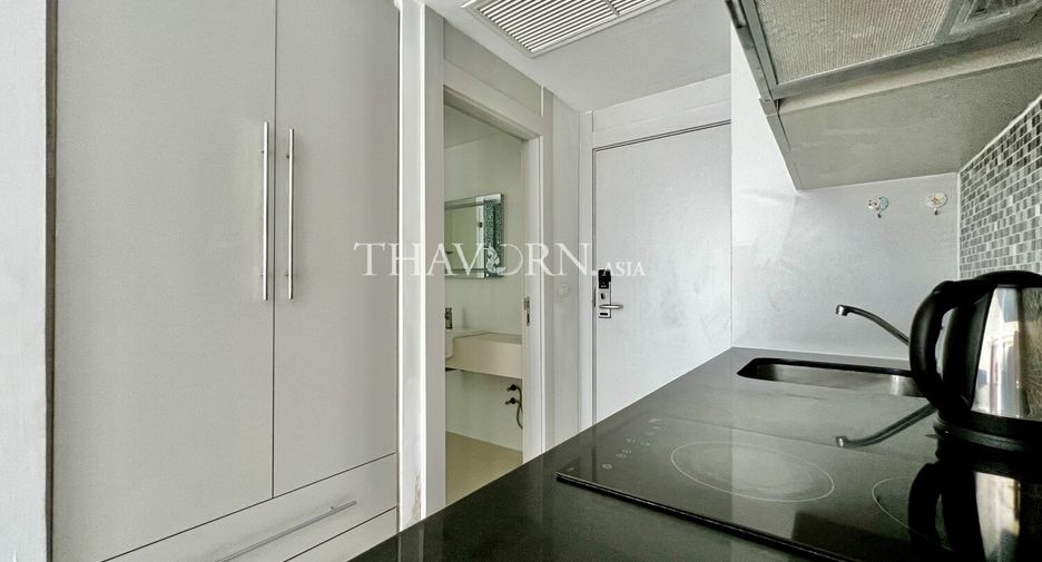 For sale studio condo in Bang Lamung, Chonburi