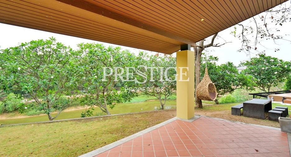 For sale 3 bedrooms house in East Pattaya, Pattaya