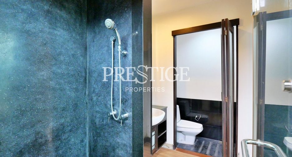 For sale 3 bedrooms house in East Pattaya, Pattaya