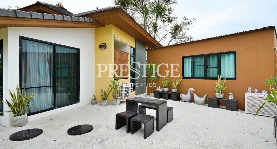 For sale 3 bedrooms house in East Pattaya, Pattaya