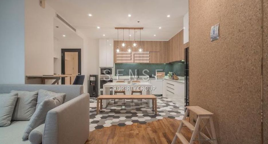 For rent 2 bedrooms condo in Watthana, Bangkok