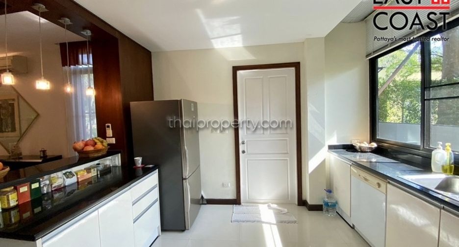 For sale 3 ベッドルーム house in East Pattaya, Pattaya
