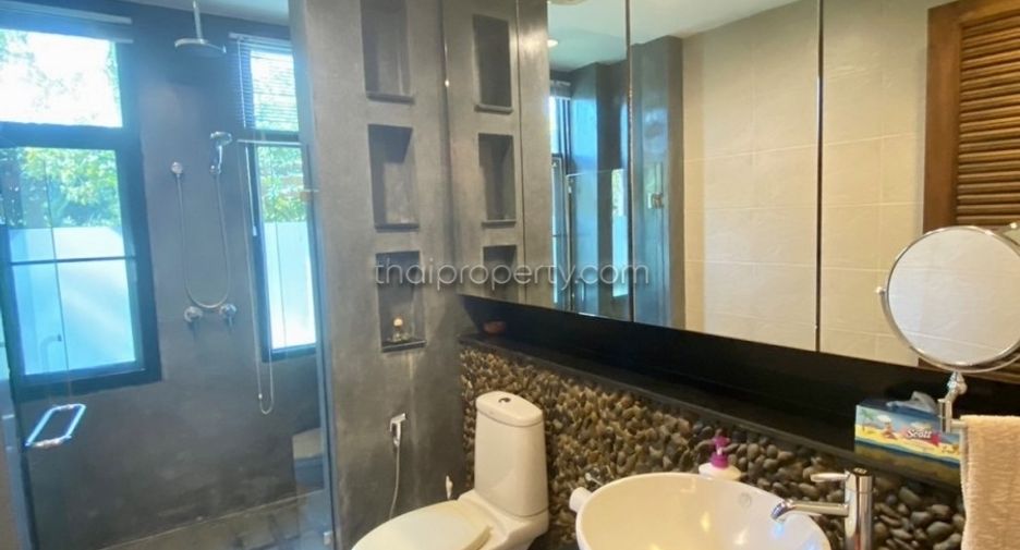 For sale 3 ベッドルーム house in East Pattaya, Pattaya