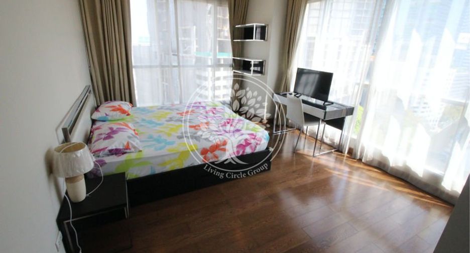 For rent 2 bedrooms condo in Pathum Wan, Bangkok
