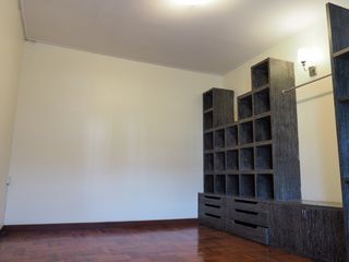 For rent 4 bed office in Khlong Toei, Bangkok