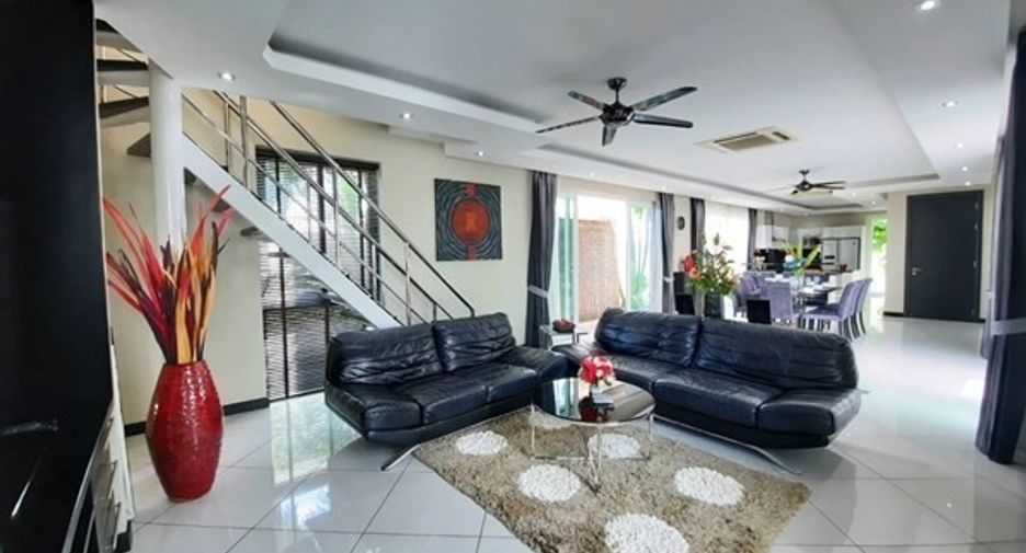 For sale 5 bedrooms house in Bang Lamung, Chonburi