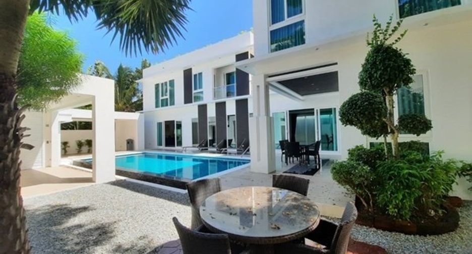 For sale 5 bedrooms house in Bang Lamung, Chonburi