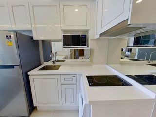 For rent 2 Beds condo in Huai Khwang, Bangkok