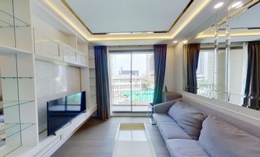 For rent 2 bed condo in Huai Khwang, Bangkok