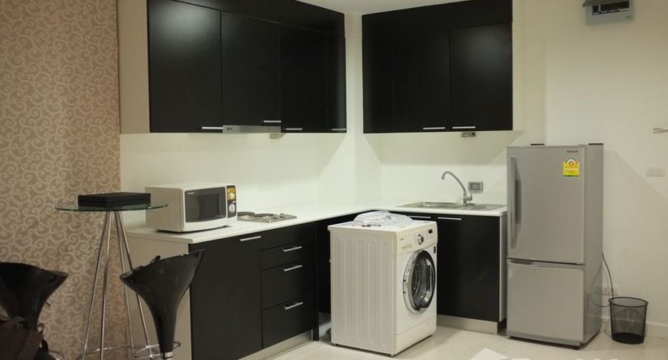 For rent 1 bed condo in Watthana, Bangkok Hipflat