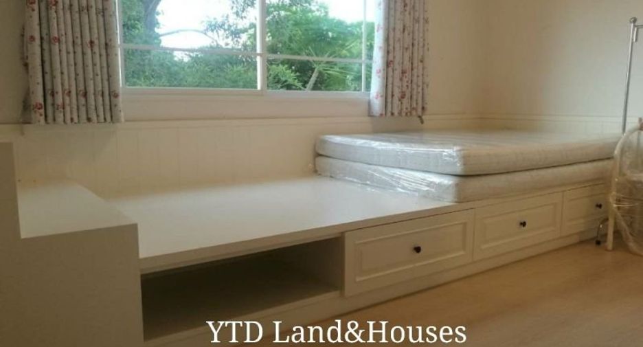 For sale 2 bedrooms townhouse in Bang Bo, Samut Prakan