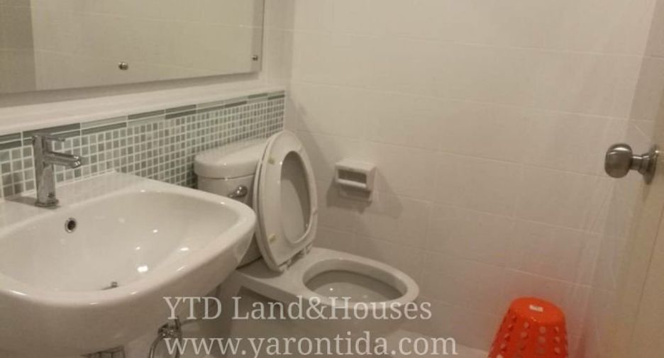 For sale 2 bedrooms townhouse in Bang Bo, Samut Prakan
