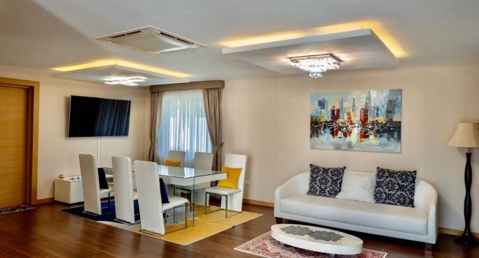 For rent 4 bedrooms house in Bang Lamung, Chonburi
