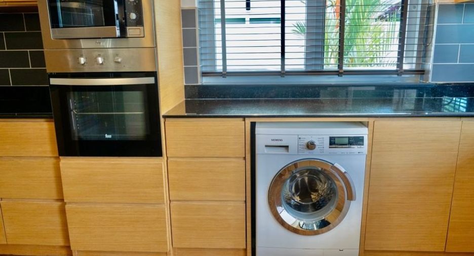 For rent 4 bedrooms house in Bang Lamung, Chonburi