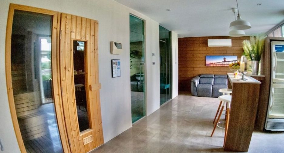 For rent 4 bedrooms house in Bang Lamung, Chonburi