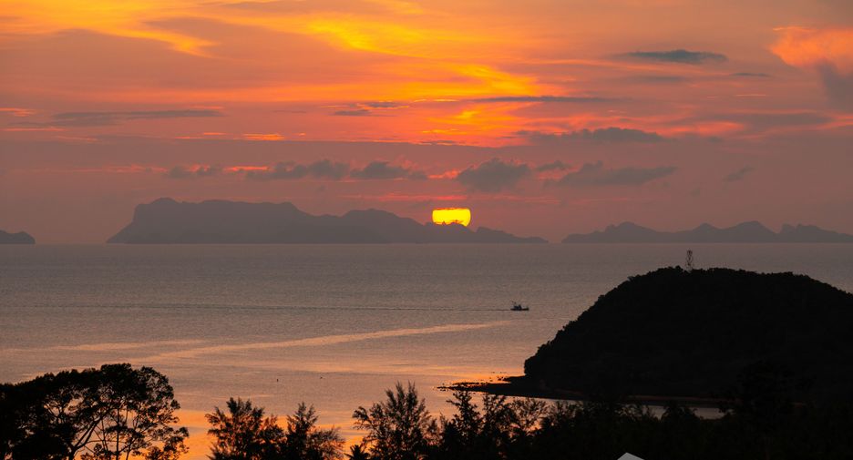 For sale 3 bed villa in Ko Samui, Surat Thani