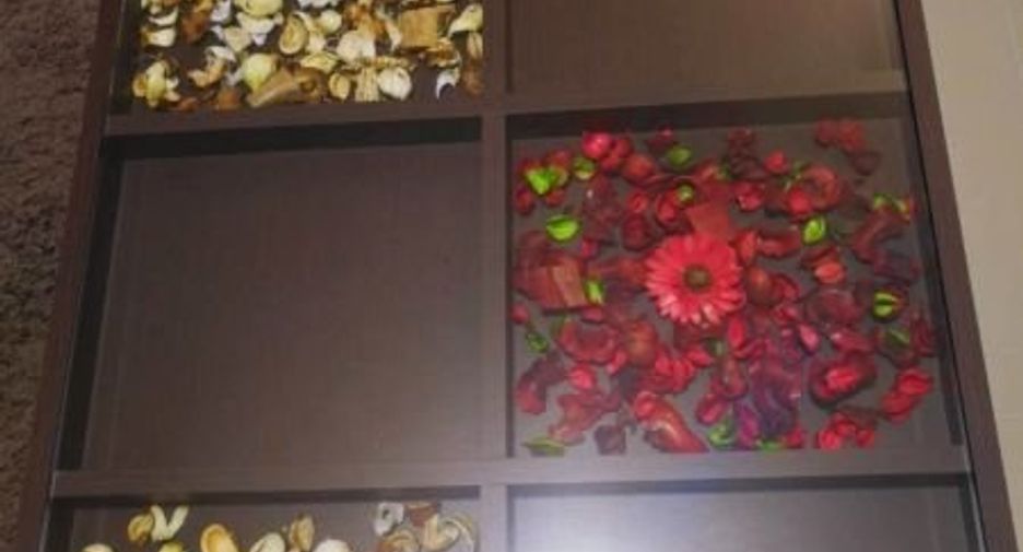 For rent and for sale 4 bedrooms townhouse in Bang Phli, Samut Prakan
