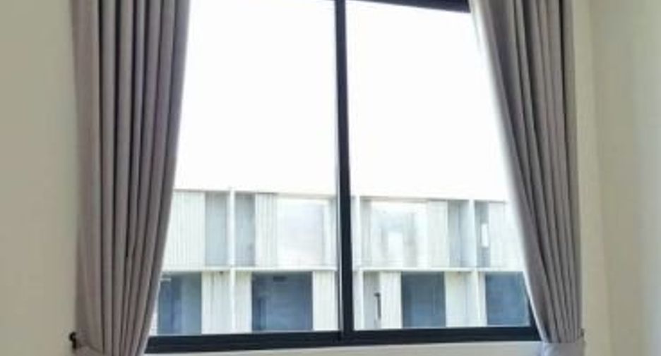 For rent and for sale 4 bedrooms townhouse in Bang Phli, Samut Prakan