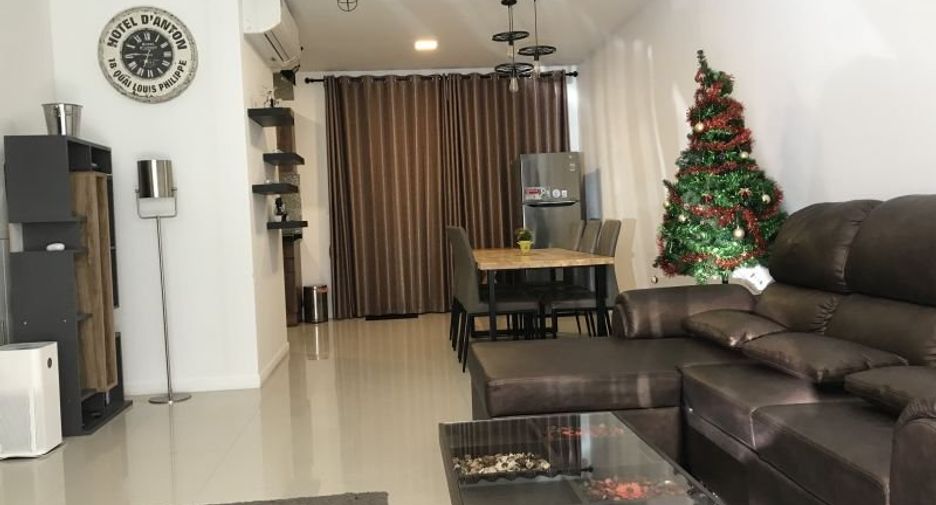 For rent and for sale 4 bedrooms townhouse in Bang Phli, Samut Prakan