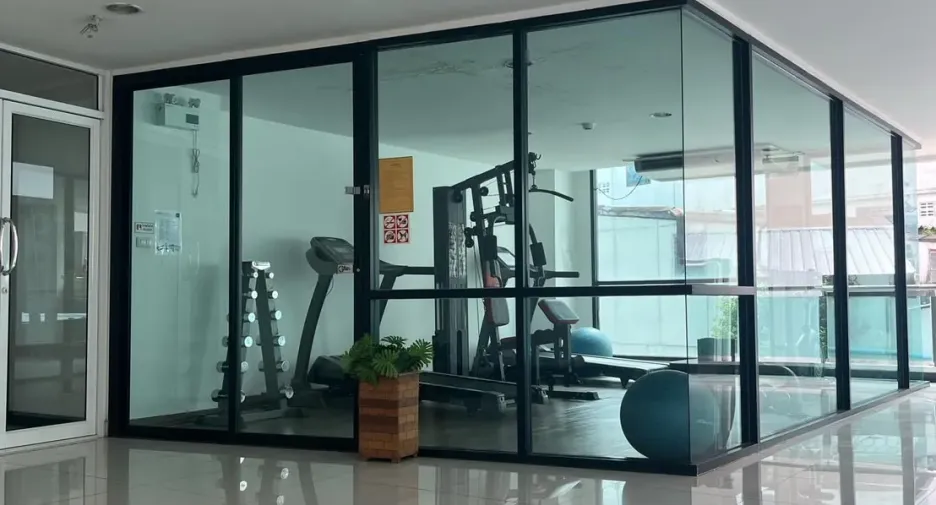 For sale 2 Beds condo in Huai Khwang, Bangkok