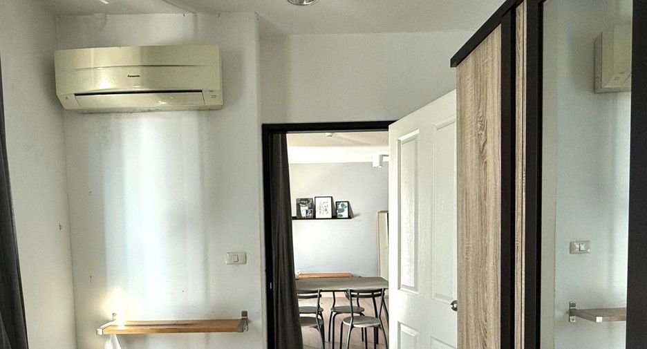 For sale 2 Beds condo in Huai Khwang, Bangkok