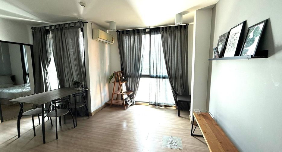 For sale 2 Beds condo in Huai Khwang, Bangkok