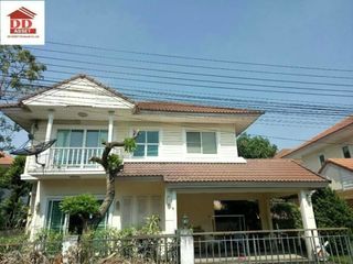 For sale 2 Beds house in Dusit, Bangkok