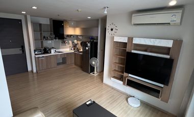 For sale 2 Beds condo in Sathon, Bangkok