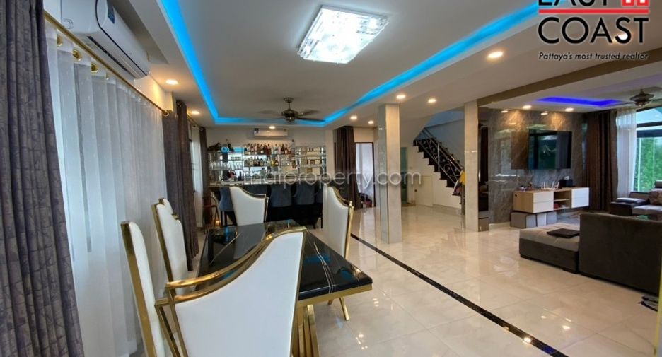 For sale 4 bedrooms house in Bang Lamung, Chonburi