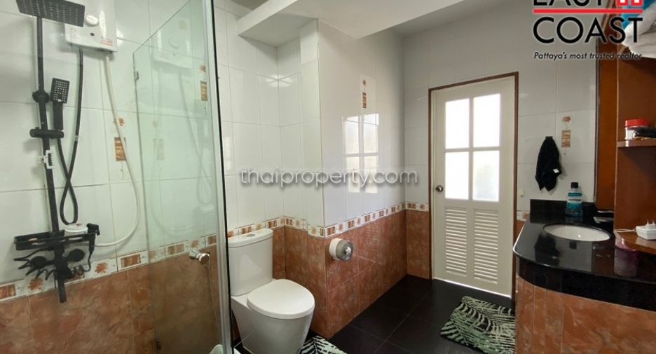 For sale 4 bedrooms house in Bang Lamung, Chonburi