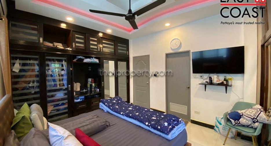 For sale 4 bedrooms house in Bang Lamung, Chonburi