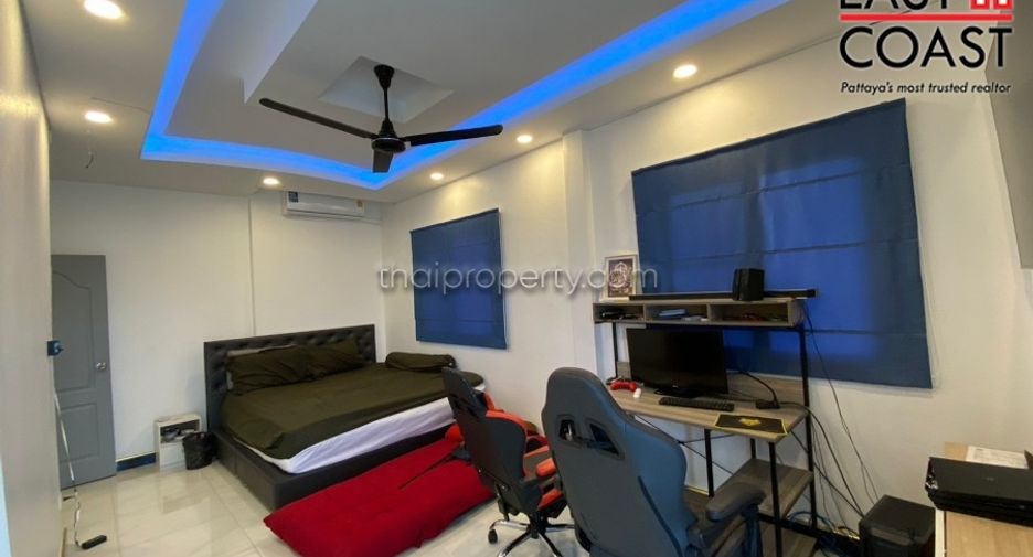 For sale 4 bedrooms house in Bang Lamung, Chonburi