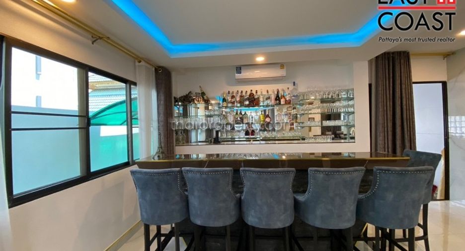 For sale 4 bedrooms house in Bang Lamung, Chonburi