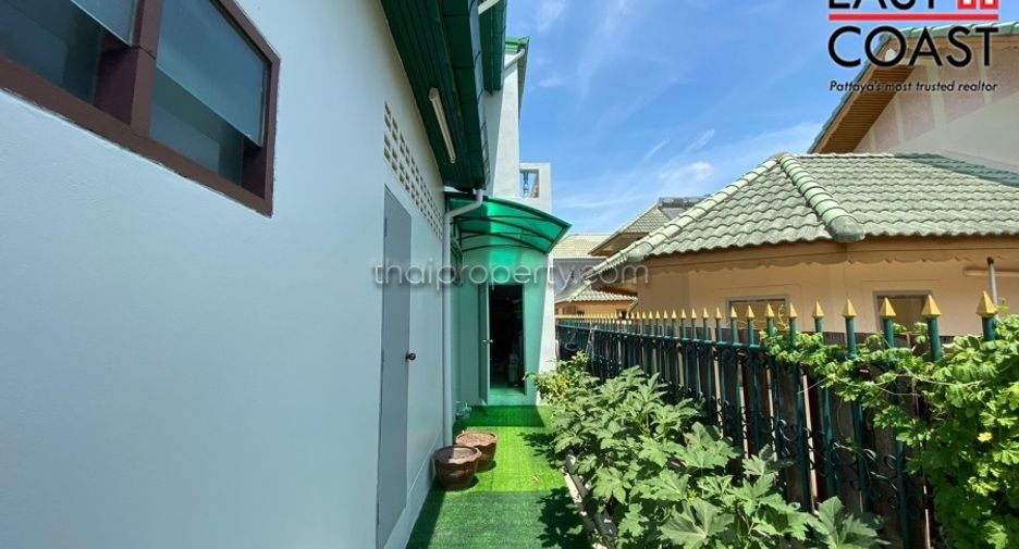 For sale 4 bedrooms house in Bang Lamung, Chonburi
