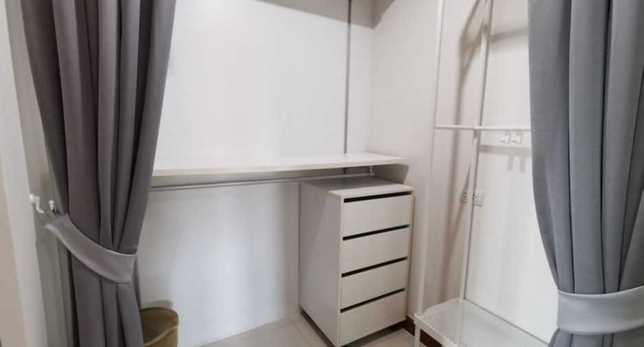 Condo en alquiler y en venta de 2 habitaciones en Watthana, Bangkok