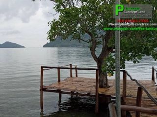 For sale studio retail Space in Sawi, Chumphon
