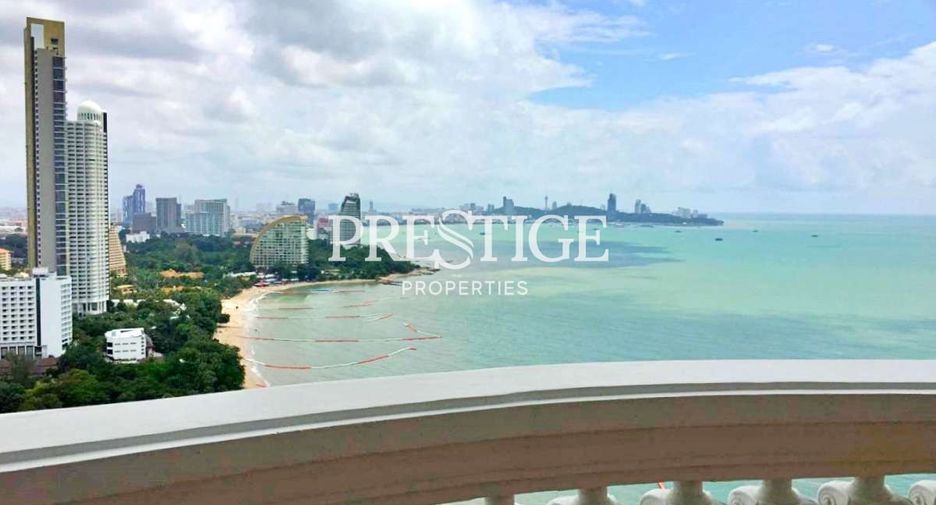 For sale 3 bedrooms condo in Bang Lamung, Chonburi