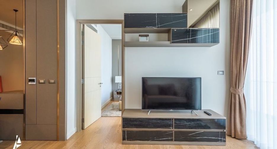 For sale 2 bedrooms condo in Khlong San, Bangkok