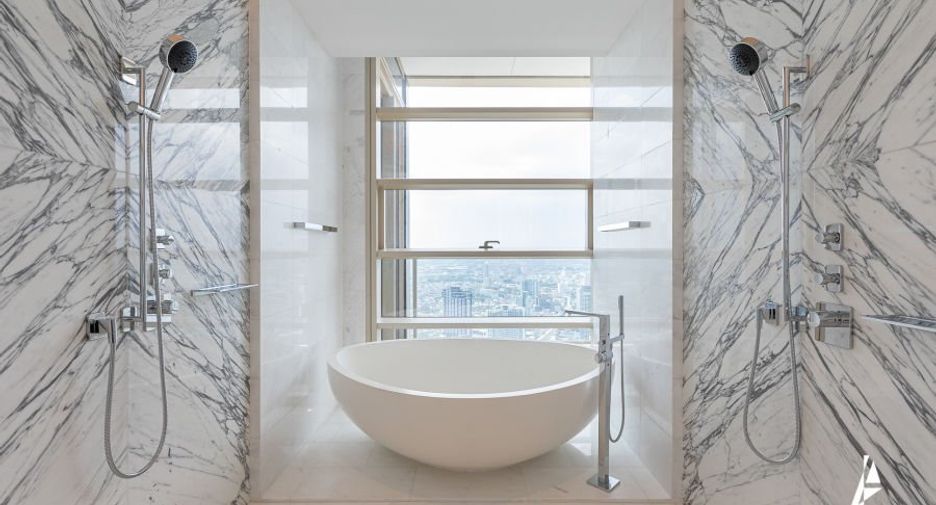 For rent 4 bedrooms condo in Bang Kho Laem, Bangkok