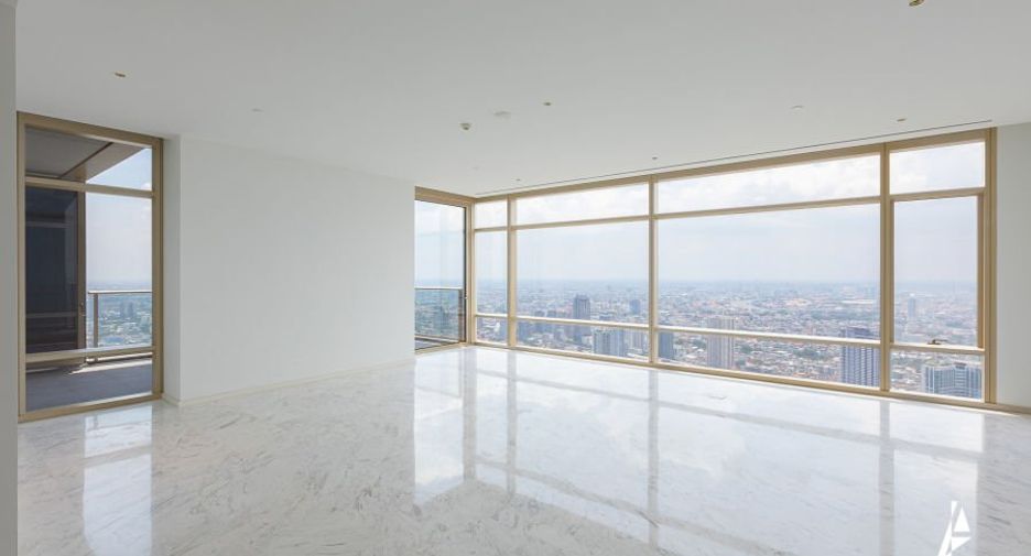 For rent 4 bedrooms condo in Bang Kho Laem, Bangkok
