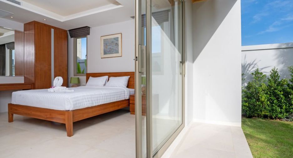 For rent and for sale 4 bedrooms villa in Thalang, Phuket