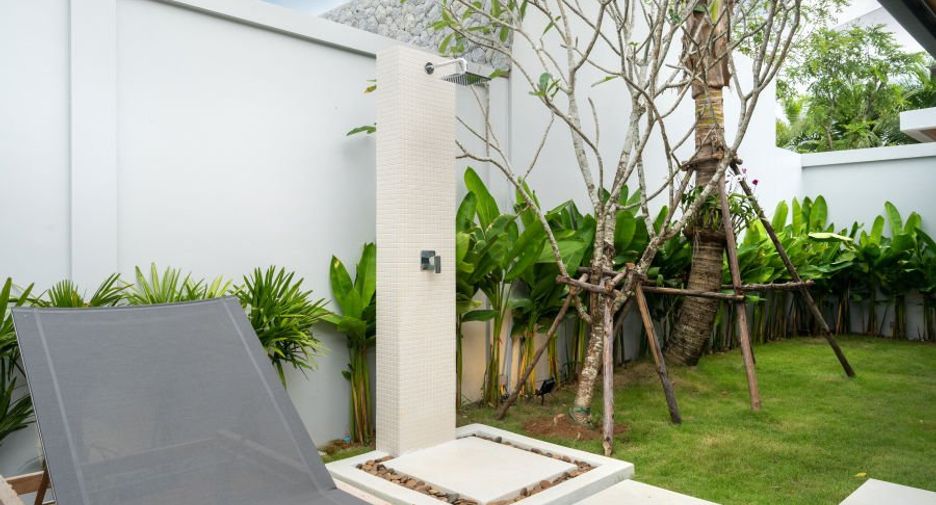 For rent and for sale 4 bedrooms villa in Thalang, Phuket