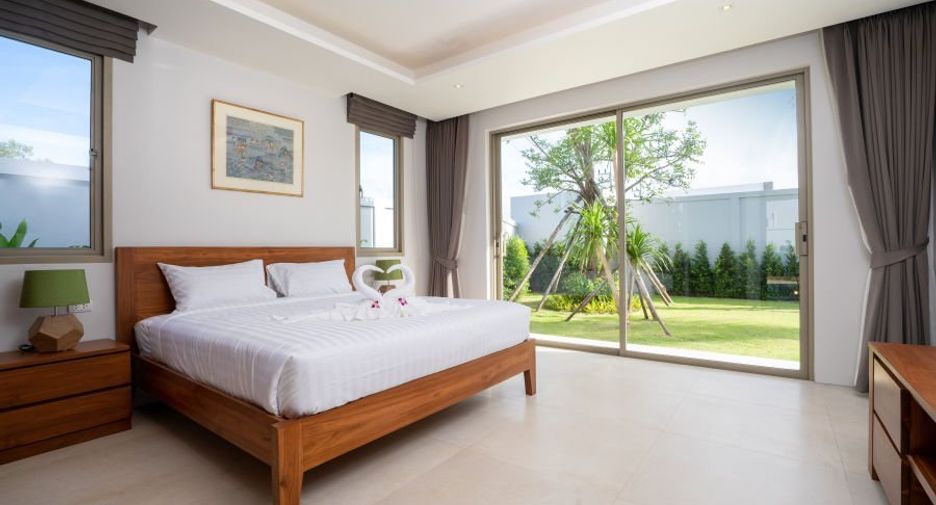 For rent and for sale 4 bedrooms villa in Thalang, Phuket