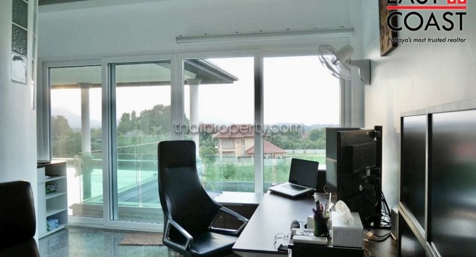 For sale 4 bed house in Sattahip, Chonburi