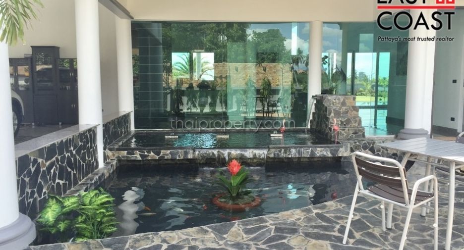 For sale 4 bed house in Sattahip, Chonburi
