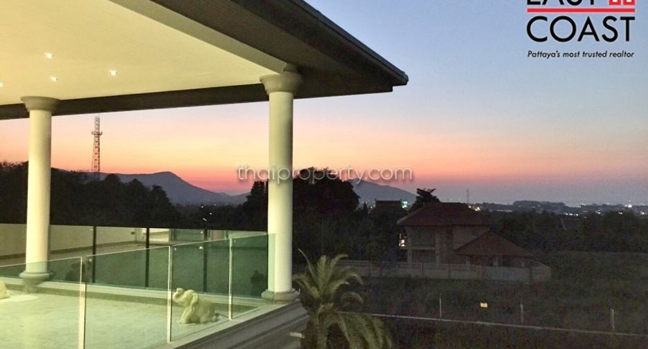 For sale 4 bed house in Sattahip, Chonburi