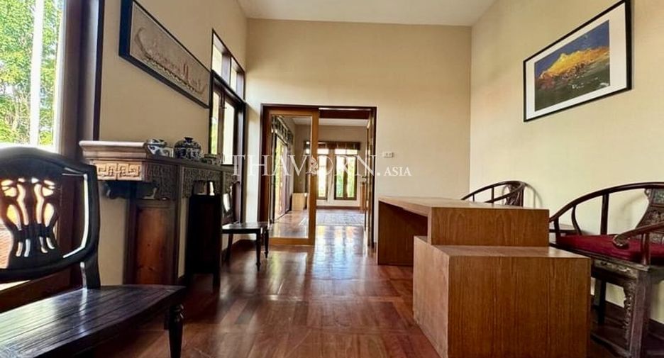 À vendre 3 chambres maison à Na Jomtien, Pattaya
